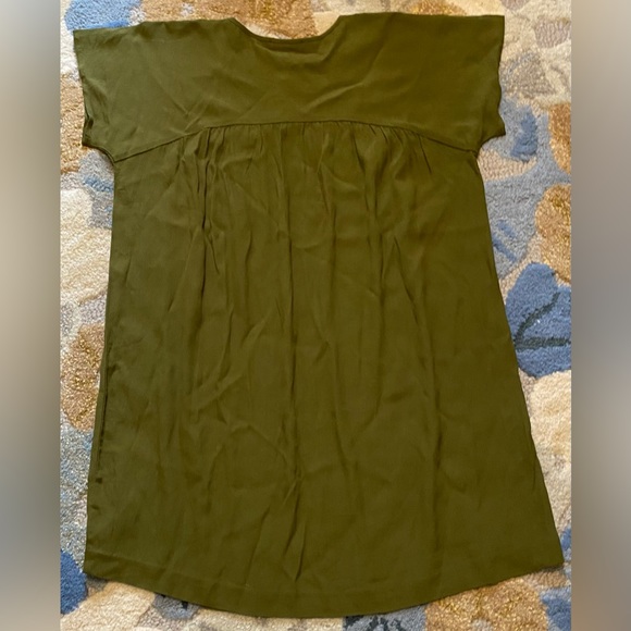 Madewell Shirred Dolman Sleeve Knee Length Easy Dress in Desert Moss ZP1 - Picture 7 of 7